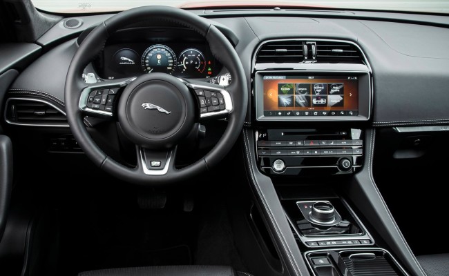 jaguar-f-pace-interieur-sandpacri