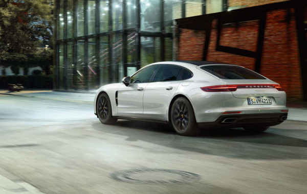 porsche-panamera-arriere-sandpacri