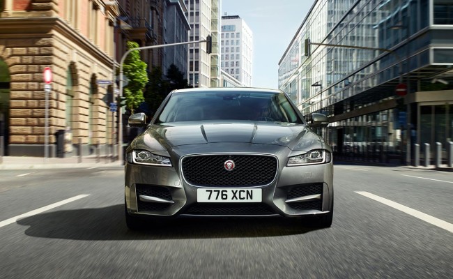 jaguar-xf-berline-avant-sandpacri