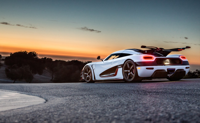 koenigsegg-one1-arriere-sandpacri