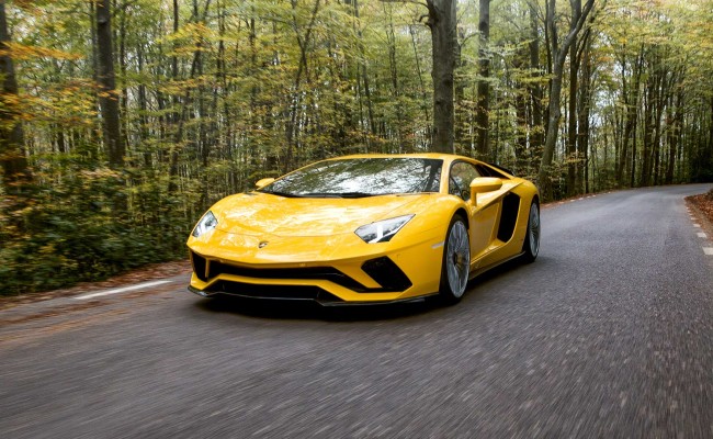 lambroghini-aventador-s-coupe-avant-sandpacri