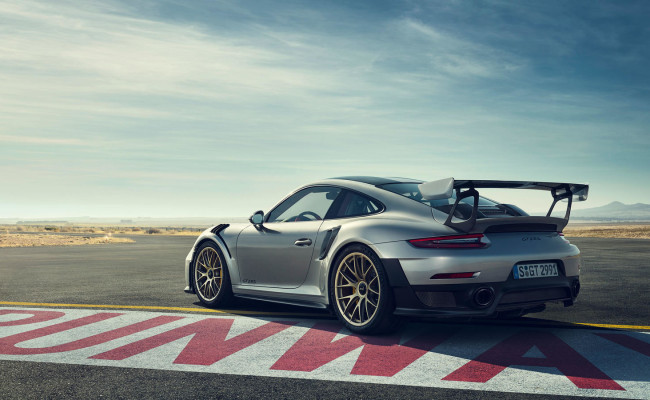 porsche-911-gt2-rs-arriere-sandpacri