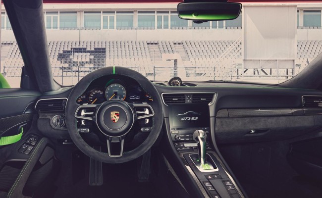 porsche-911-gt3-interieur-sandpacri